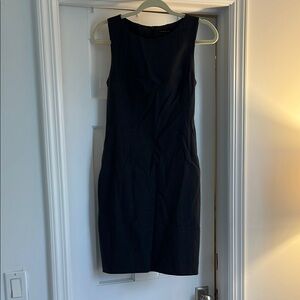 Theory Elegant Grey Sleeveless Dress